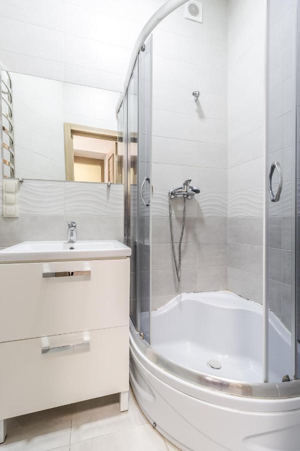 Creamy Apartment Lviv Eksteriør billede
